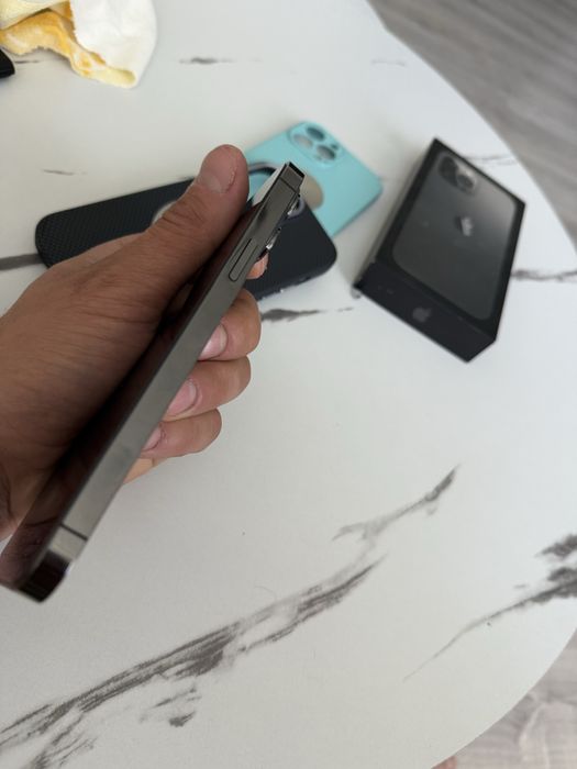 IPhone 13 pro max 83 акб