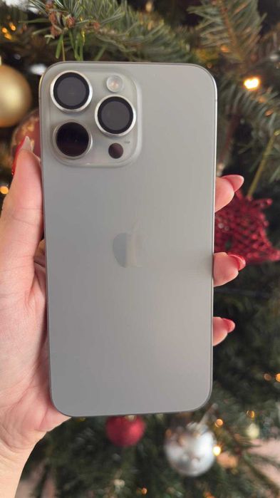 Vand Iphone 15 Pro Max