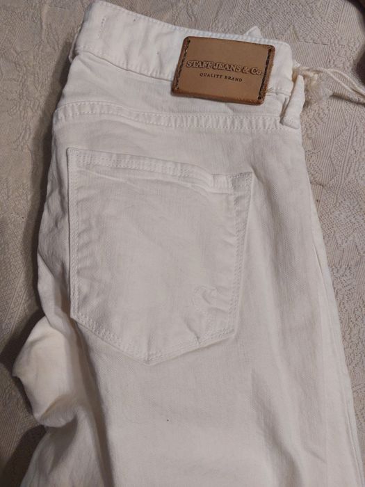 Pantaloni ,jeans albi/ verzi, mar  24, noi, cu etichete