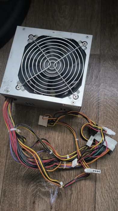 Блок питания Delux ATX-500W P4