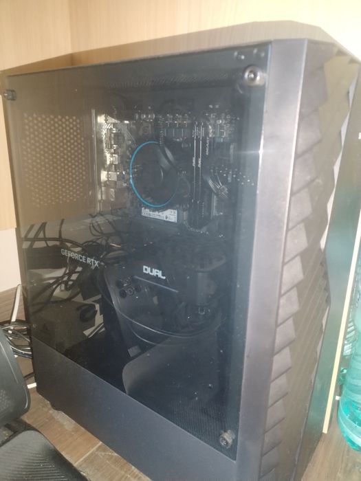 Setup pc complet gaming RTX 5060 sau schimb cu laptop similar