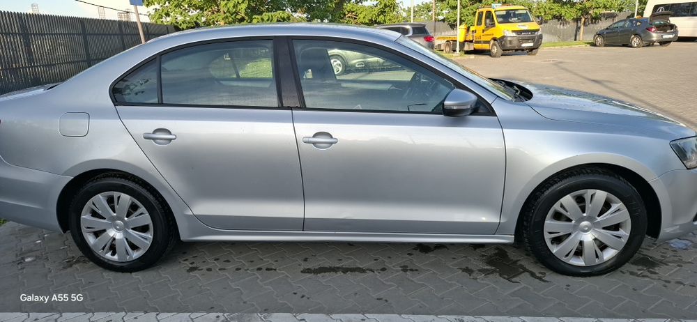 Vw   Jetta    an 2012