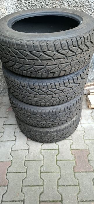 Cauciucuri  235 55 18