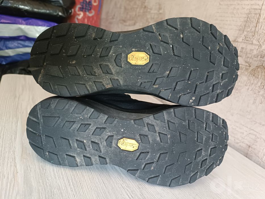 Оригинальные кроссы Reebok