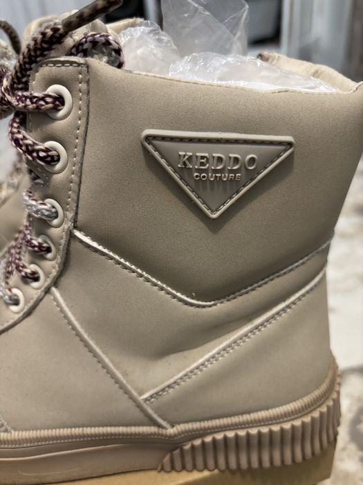 Женские зимние ботинки