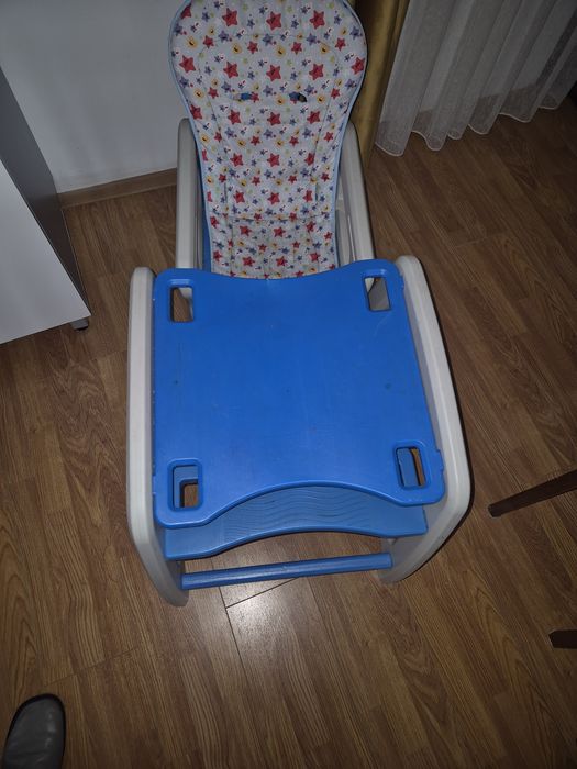 Vand scaunel si masa  copil