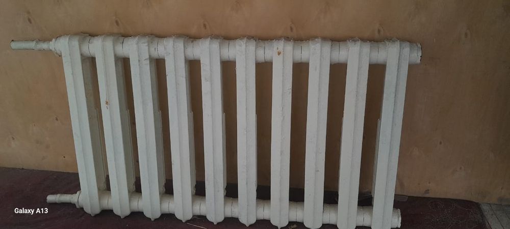 Продам чугунные батареи