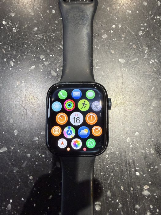 Apple Watch Series 7 45мм черный