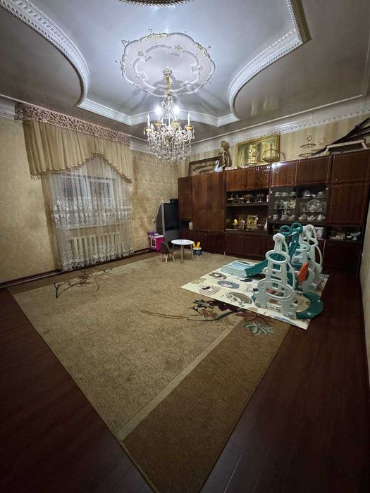 ПРОДАЕТСЯ угловой участок 5,17 сот, дом Узбекфильм, без маклер