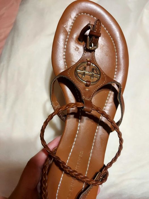 Tomy Hilfiger римски сандали