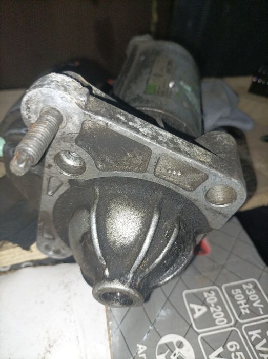 Opel Vivaro 1.9 Starter