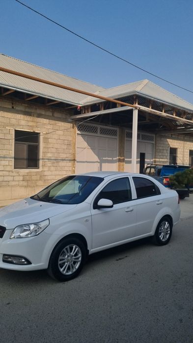 Nexia 3 sotiladi tez va arzon