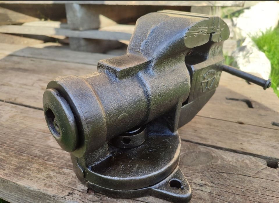 Тиски СССР новые