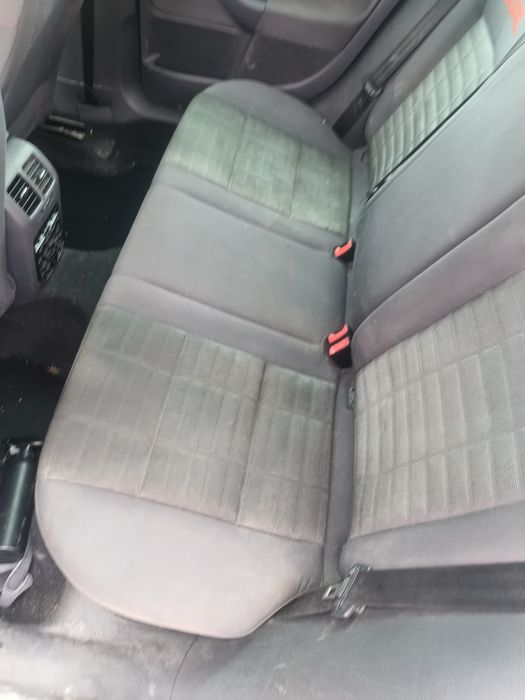 Scaune față cu încălzire și bancheta spate Vw Golf 5, model GOAL