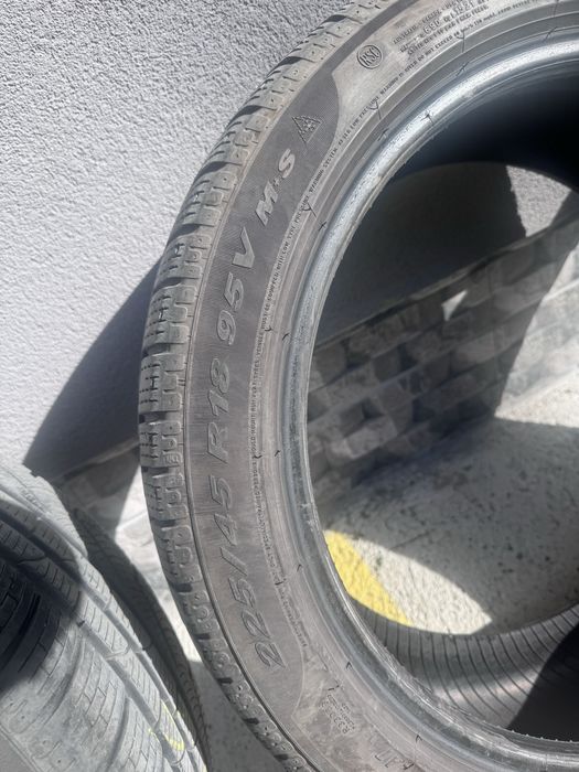 Зимни гуми Pirelli Sottozero Rf