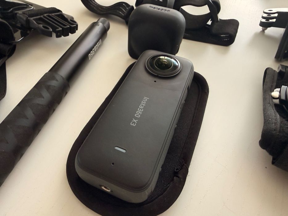 Insta360 x3 пълен пакет с аксесоари