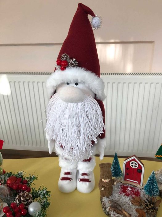 Коледни украси- ръчно направени