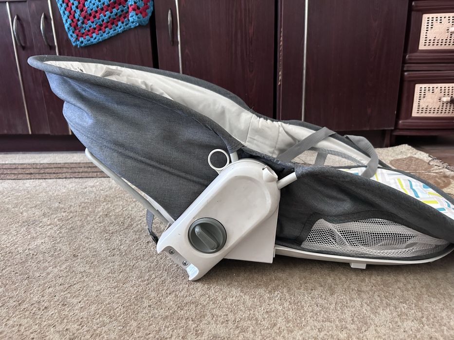 Продам шезлонг