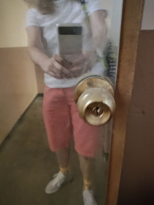 Голяма врата със огледало