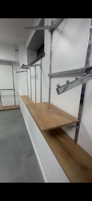 Оборудование для магазина одежды