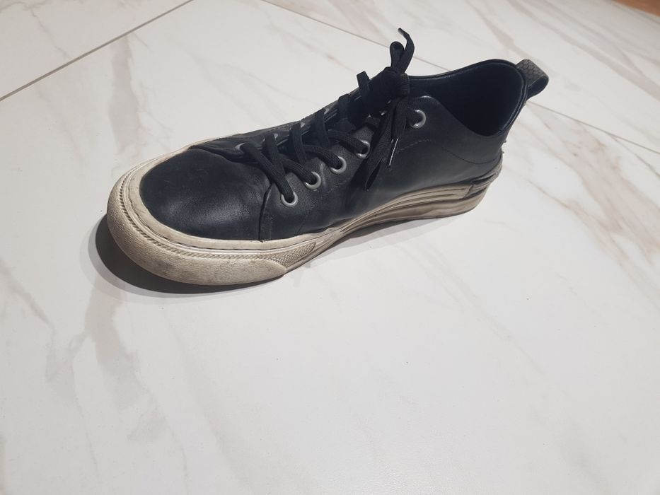 Продам кроссовка кеды