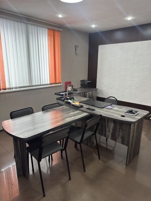 Продам офисную мебель