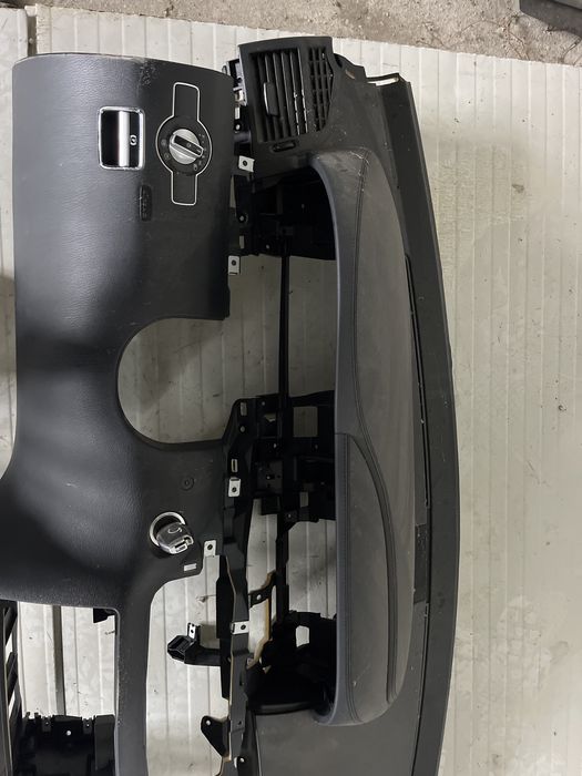 Plansa bord fl stanga airbag pasager genunchi  centuri mercedes s w221