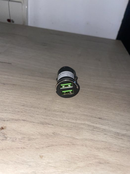 Vand incarcator auto Fast Charging