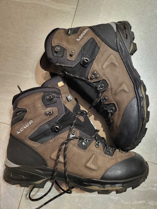 Туристически обувки LOWA Catalan GTX, 44,5 номер, 10 UK, стелка 287мм.