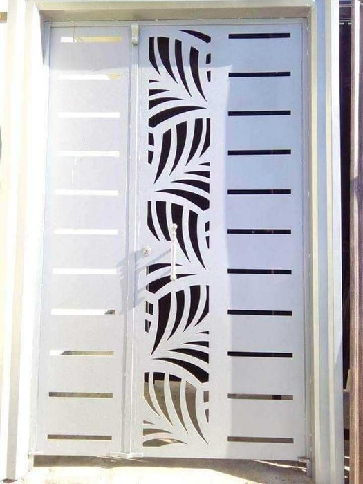 Gard, tabla decupata