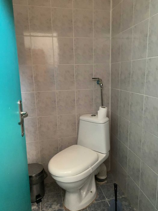 Дава се под наем Магазин в Карлово - 150 кв.м за 204 € - Снимка #7