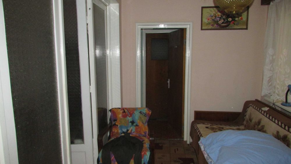 4 camere etaj 1 zona Poiana Narciselor