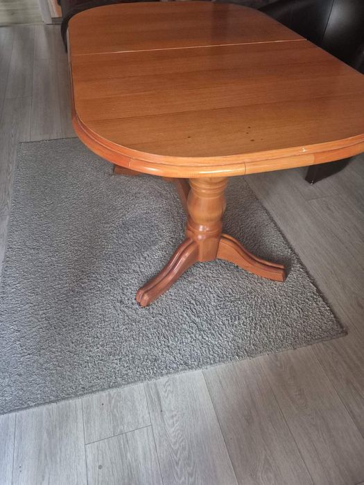 Холна разтегателна маса на две нива