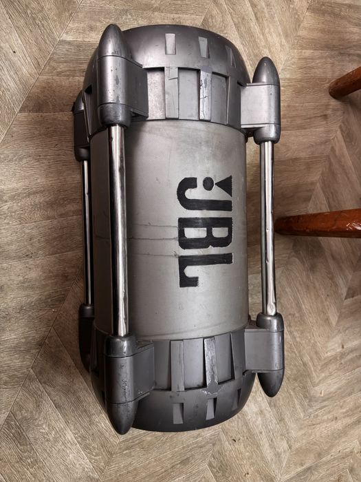 Subwoofer auto JBL