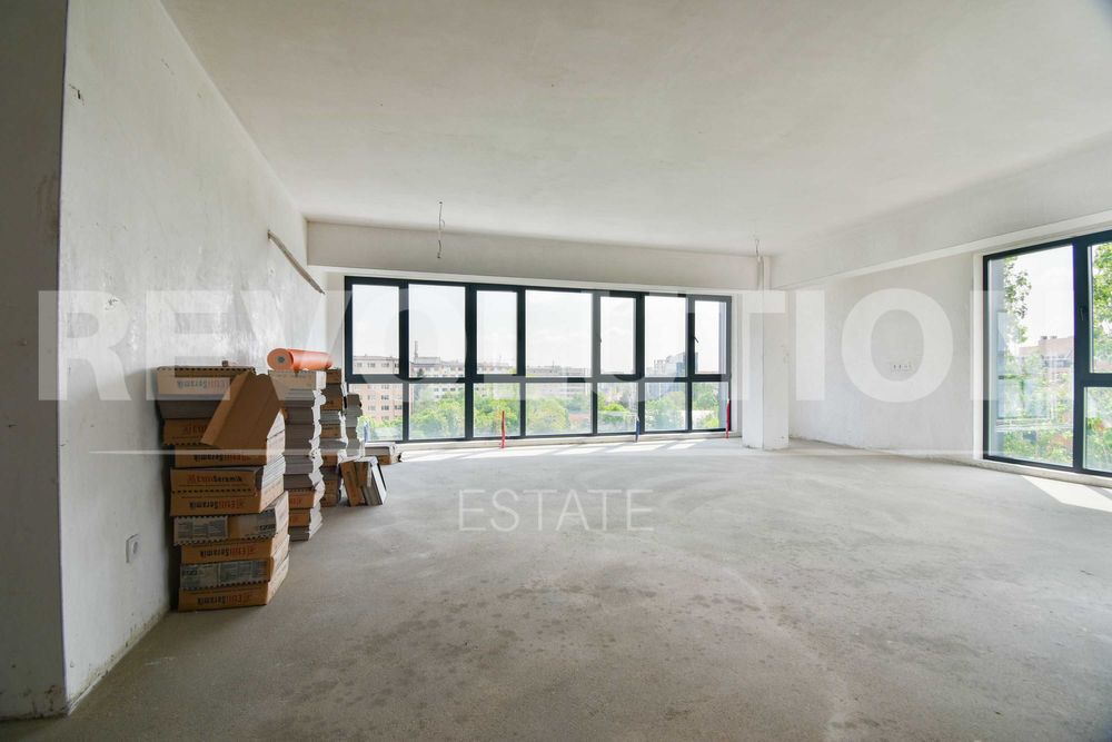 Продава се Тристаен апартамент в София, Студентски град - 209 кв.м за 1455 €/кв.м - Снимка #2