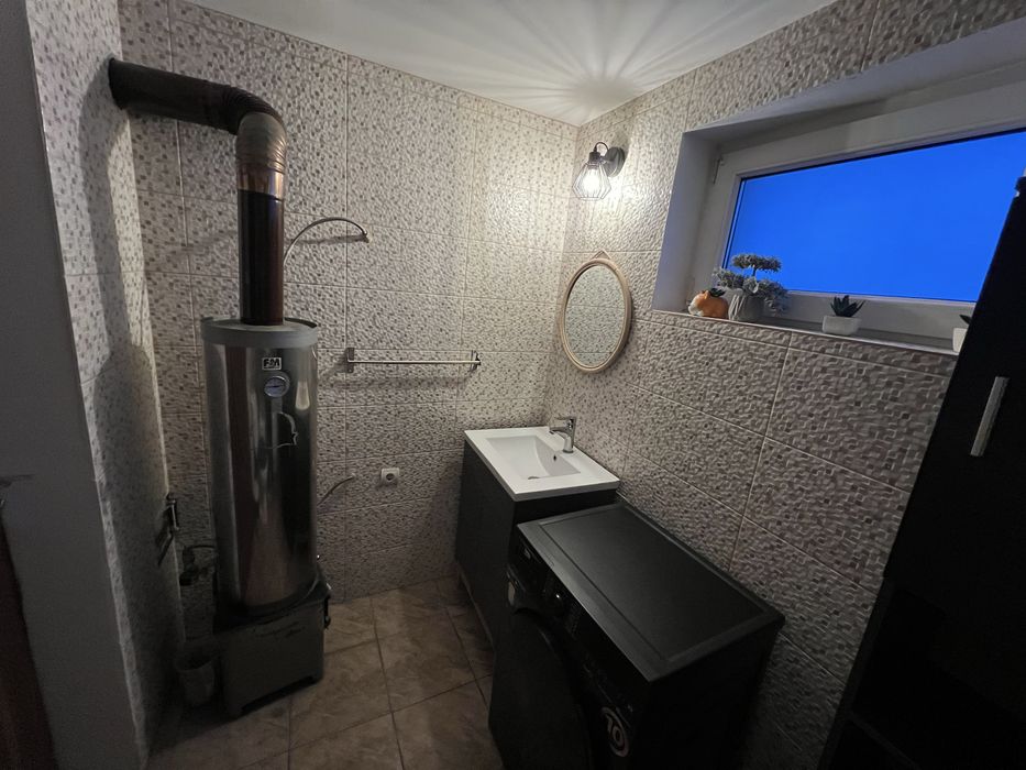 Apartament mobilat de vânzare