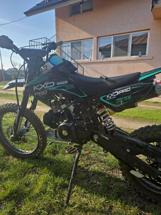 Vând cross kxd pro Hawk 125 în perfectă stare