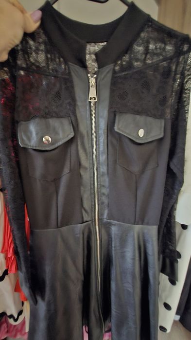 Черна кожена рокля