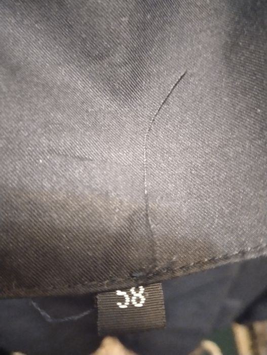 Продам демисезонные ветровки