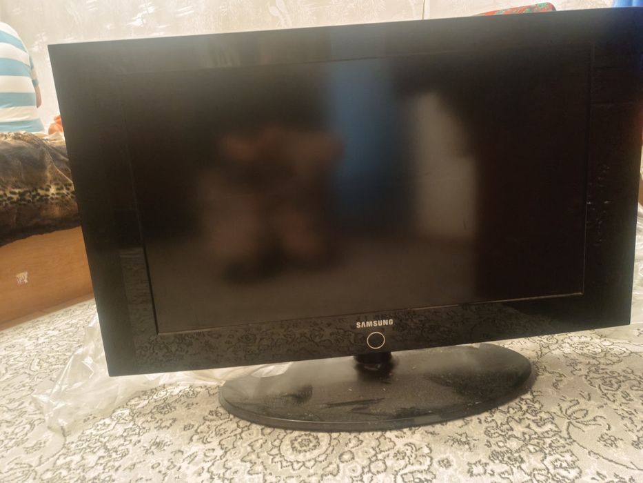 Продам телевизор