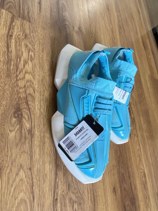 Кросовки универсальные