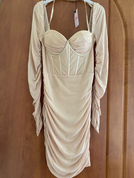 Stellar x Neira rochie