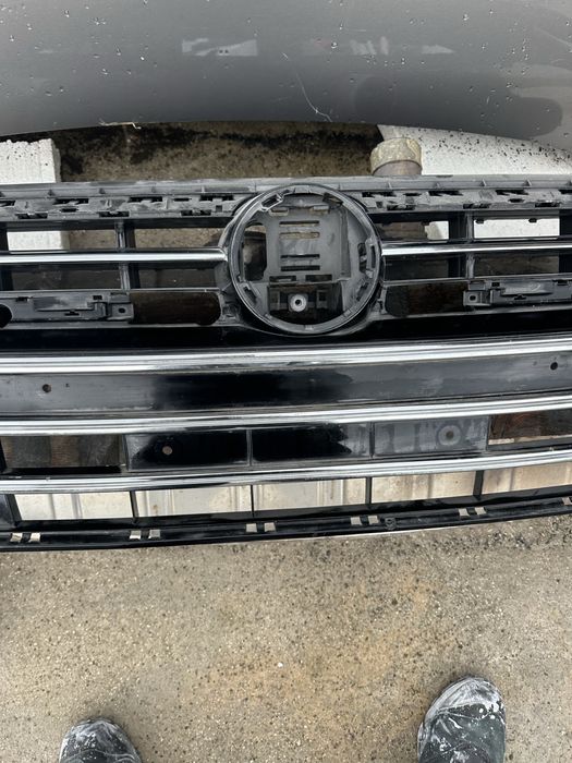 VW Arteon 21г Предна Решетка R-line