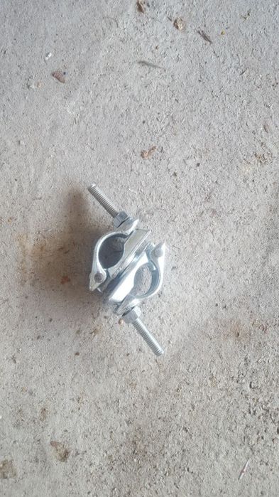 Хомут для крепления леса