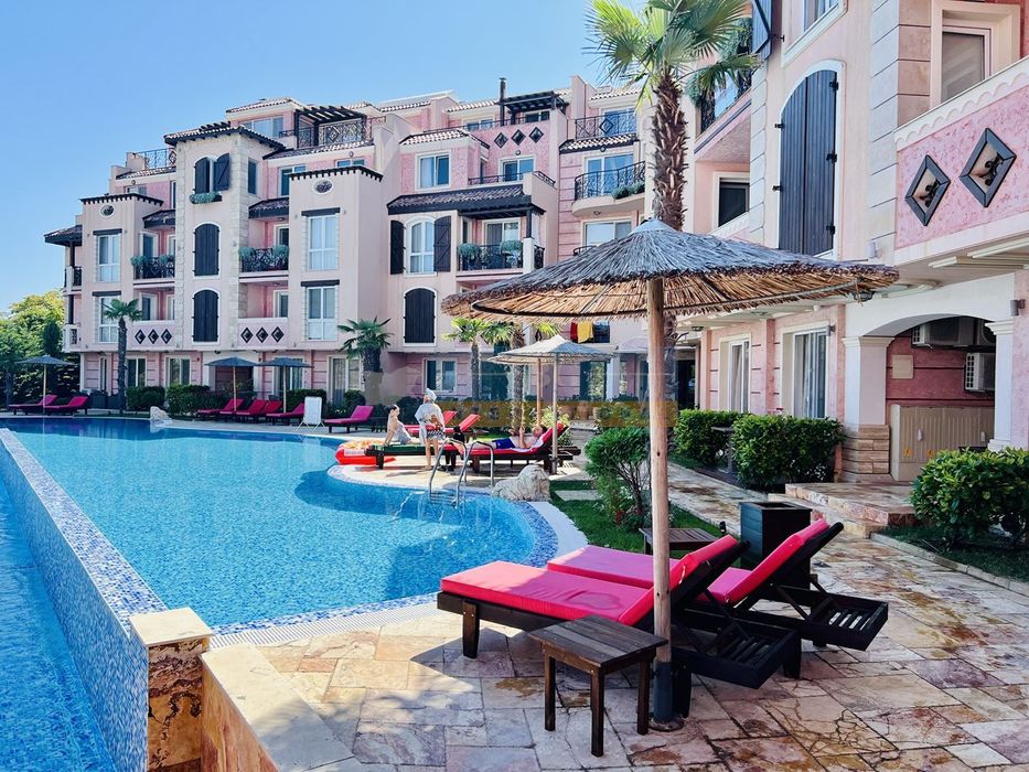 Продава се Едностаен апартамент в Созопол - 41 кв.м за 1622 €/кв.м - Снимка #3