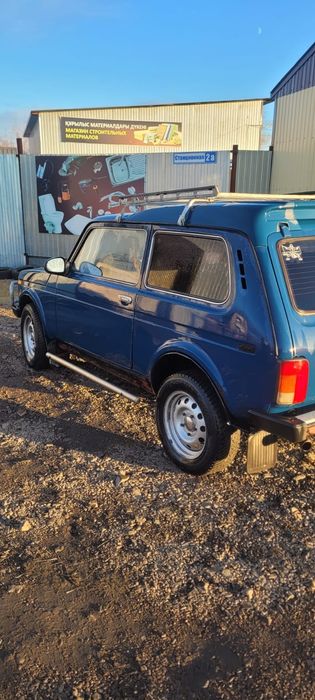 Продам автомобиль нива бронто-21218 фора