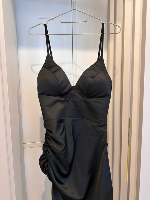 Rochie neagra eleganta S