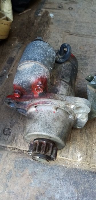 Продам запчасти от х трейл