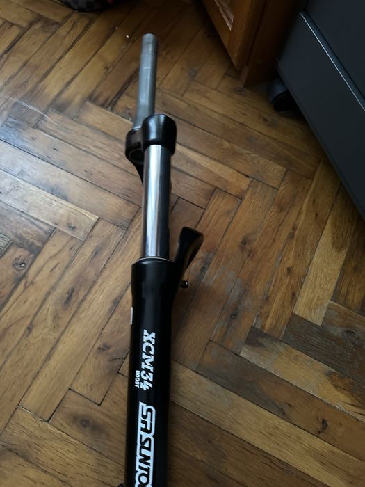 XCM34 boost SR SUNTOUR 29”
