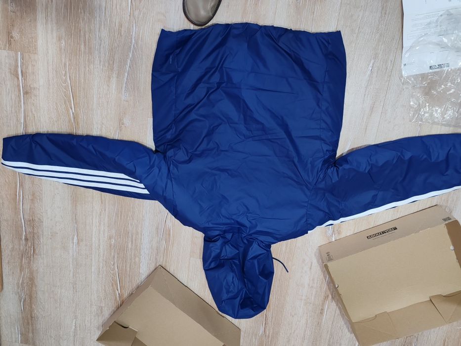 Ново мъжко Л размер оригинално зимно яке Adidas